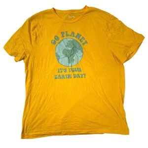 City Streets Yellow Earth Day Tee